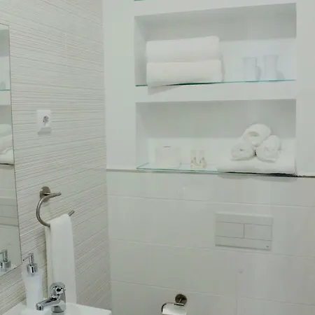 White House Affittacamere Aveiro