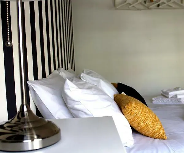 White House 3* Aveiro