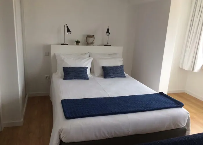 White House 3* Aveiro